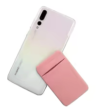 Elastisk mobil kortlomme i rosa, festet på smarttelefon.